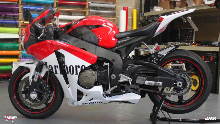 motorbike-wrapping-graphics-signwriting